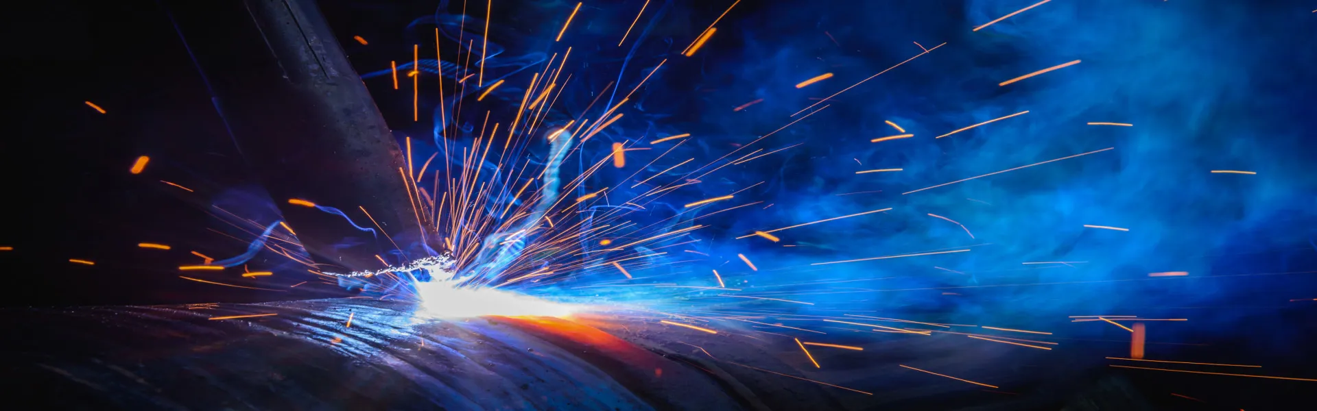 Образуване на дим при заваряването с метал активен газ