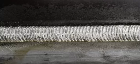 Заваръчен шев при МАГ заваряване