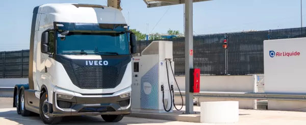 vodorodna_stancia_za_kamioni_air_liquide_iveco